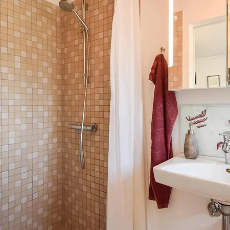 Awesome In V With Wifi Esbjerg